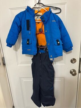 OshKosh Blue Boys 3TPuffer Jacket with Navy Snow Pants in Oiler colors!